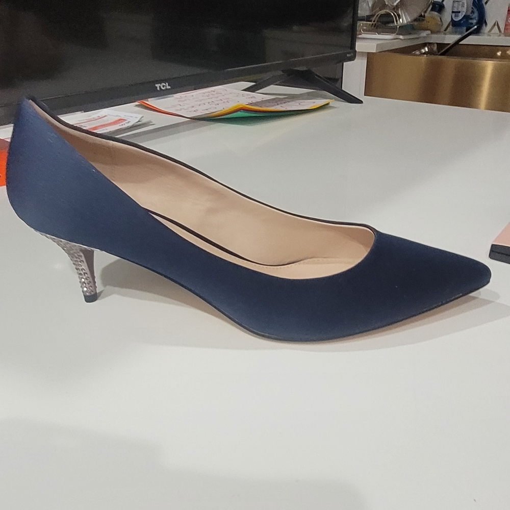 Navy blue Satin dress shoe sz10